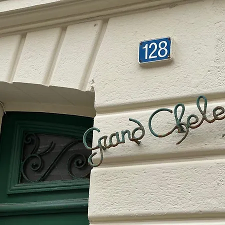 Grand Chelem Apartment *